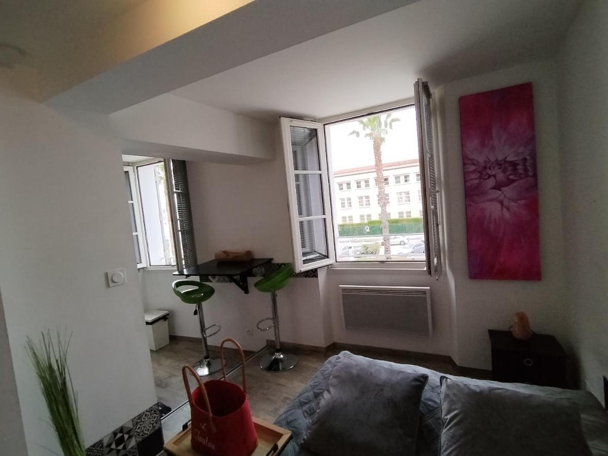 Studio Port Тулон Екстериор снимка